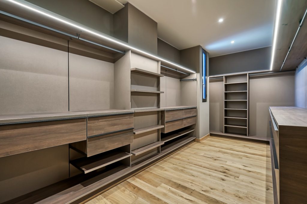 Replace an Old Closet Organizer in Toronto